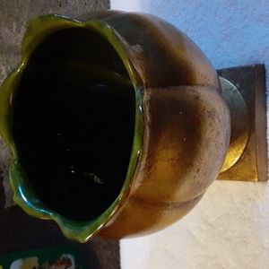 Vintage Anthony California Art Pottery Pedestal MCM Gold Water Lily Lotus Vase